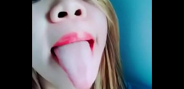  Long tongue slut for blowjob